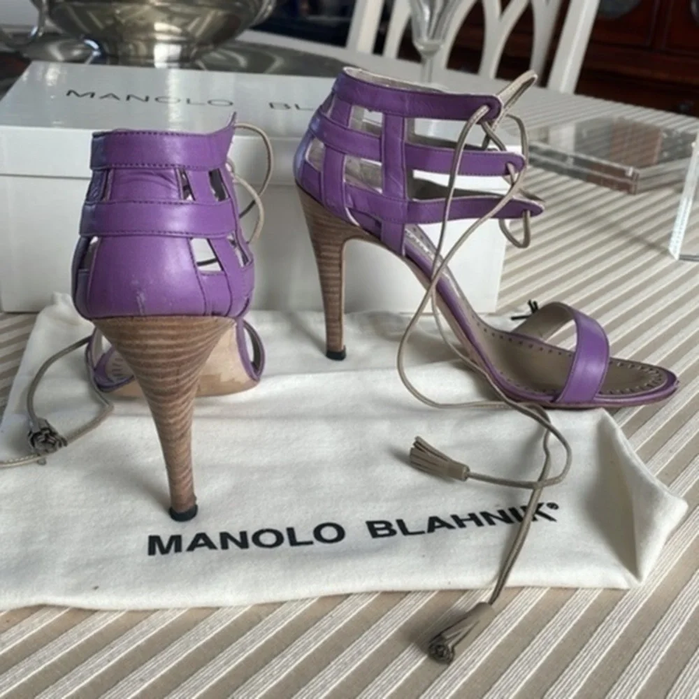 Manolo Blahnik manolo blahnik